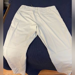 Lululemon Commission pant